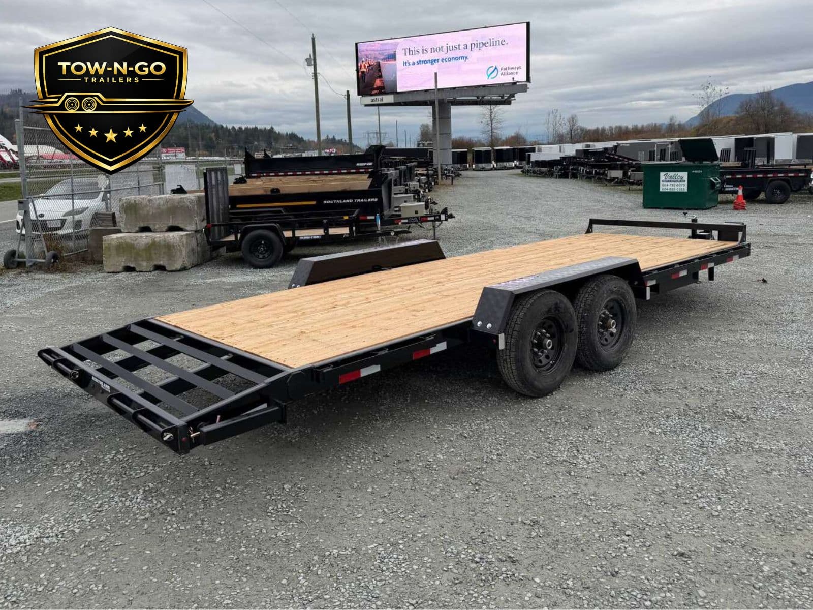 Dovetail Trailer photo 5