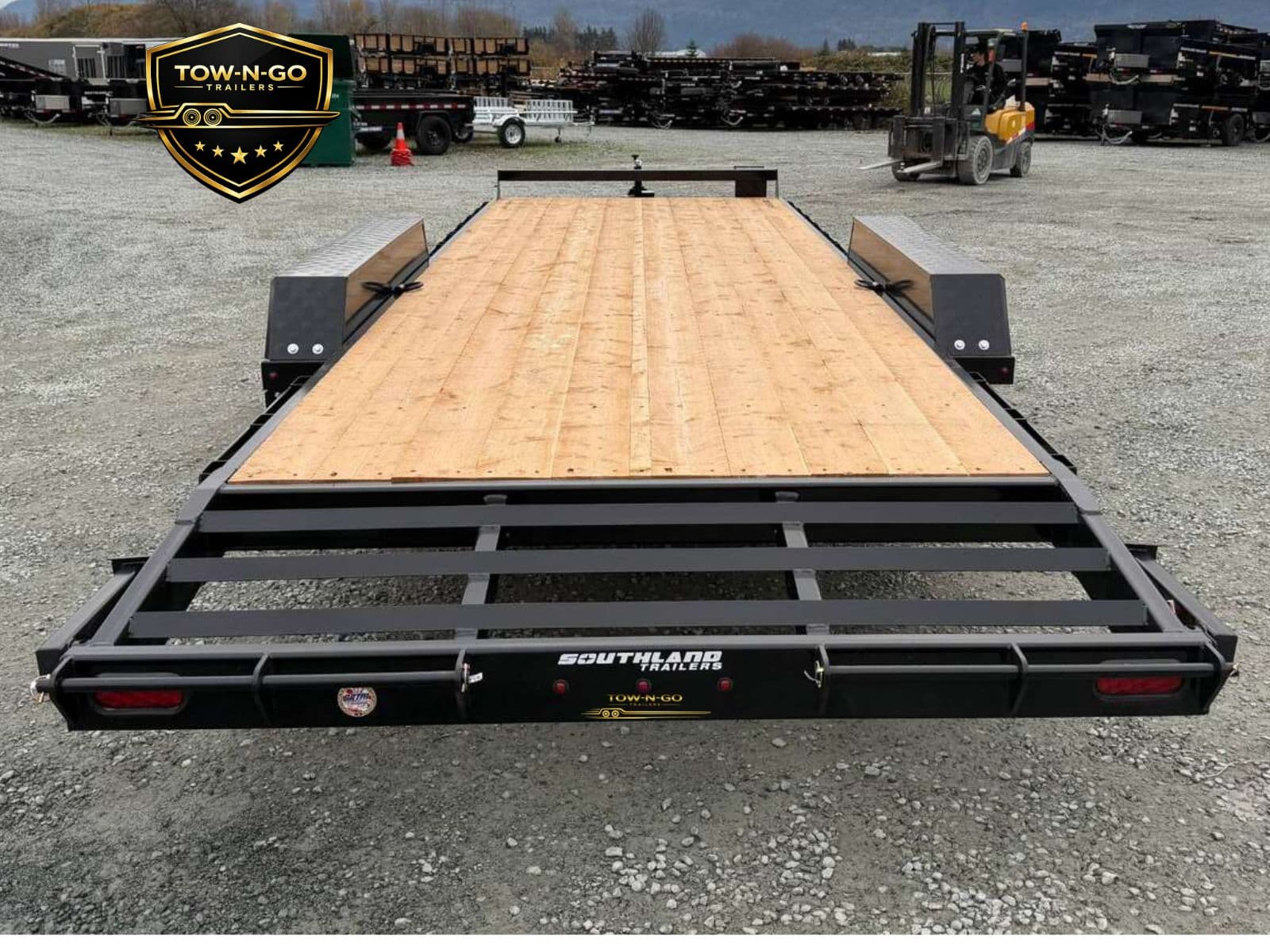Southland 7x20 dovetail trailer rental in Kelowna